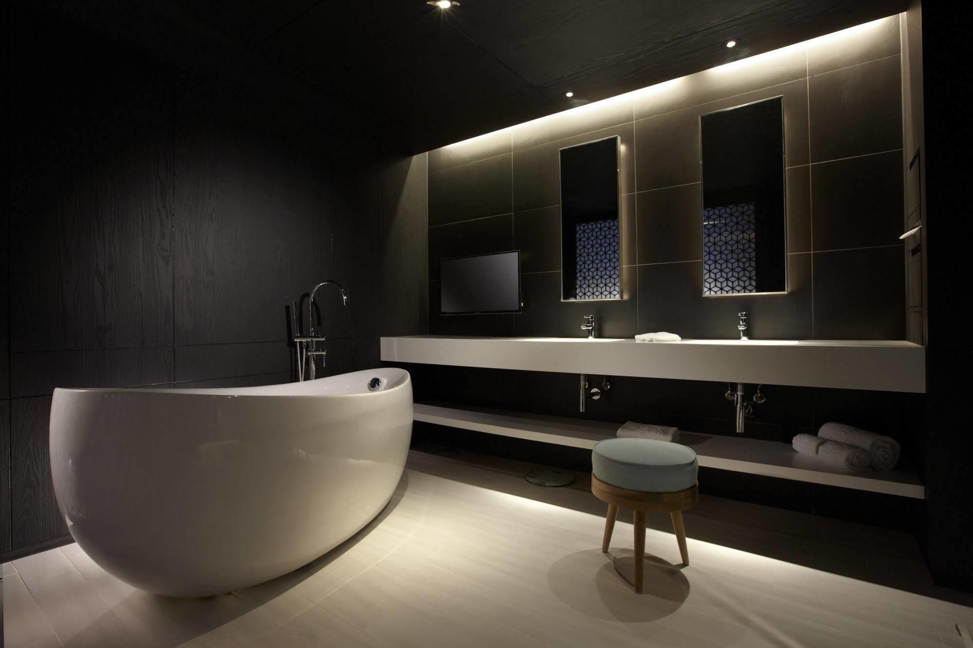 The Place Tainan Exterior photo
